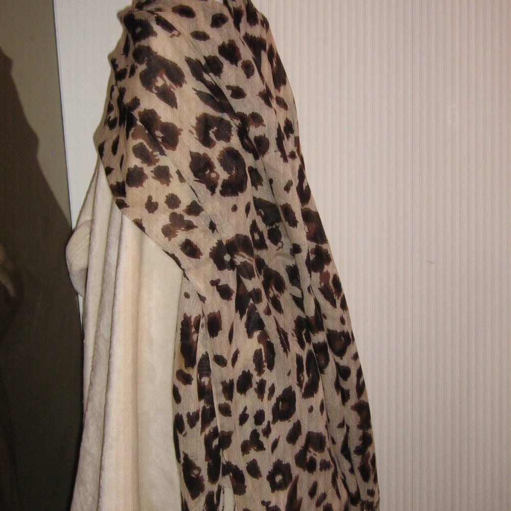 Ladies Scarves Set of 3 $5.00 AS AN ADD ON